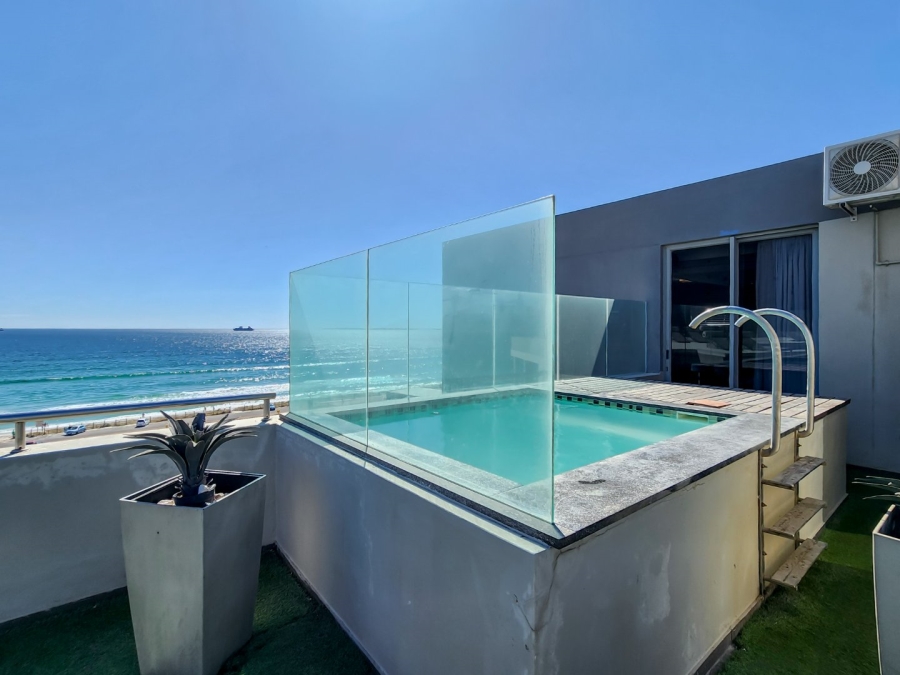 2 Bedroom Property for Sale in Beachfront Western Cape